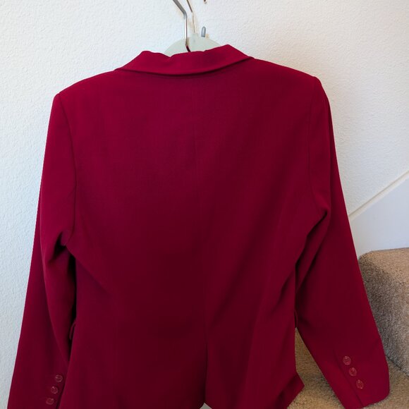 Three TravelSmith Jackets Size 8 (Black & Red) - Picture 4 of 11